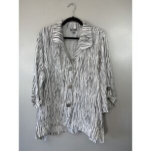 JM Collection Large Button Blouse W Marked Stripes & Finished Hem Size XL